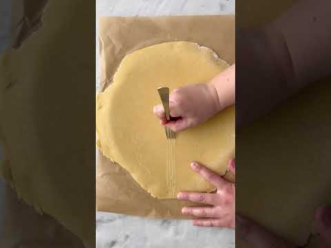 Italian Ricotta Pie for Easter 🐣 💛 Full recipe on my website Everyday Pie!