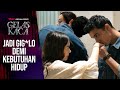Ketemuan Dengan G G LO Di Kantor Gelas Kaca