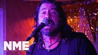 Video thumbnail for Dave Grohl + Rick Astley play the Club NME relaunch in London by NME
