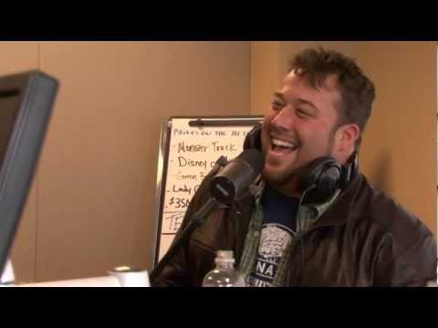 Follow Me - Uncle Kracker performs in studio with WIXX