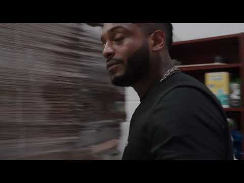 MR. PAPERS × DOCSORIGINAL.COM