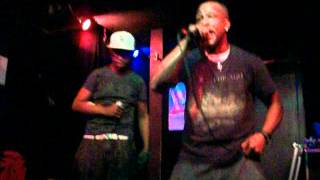 Diamond Z & Voice Musiq "Popped Off" Live