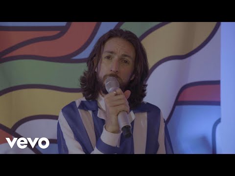 Esteman - Extraños (En Vivo)