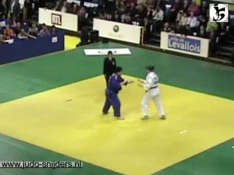 judo 2008 Levallois: Tong (CHN) - Ivashchenko (RUS) [open]