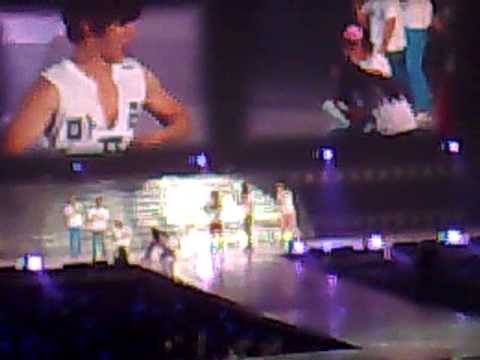 091128 Gee  at BKK Super Show  II