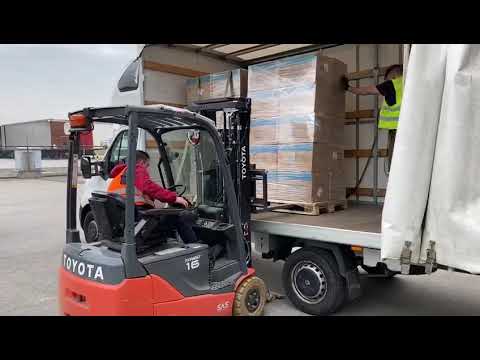 Maske Fundacije Alibaba & Jack Ma na poti v Slovenijo