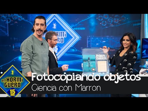 Marron enseña a Inma Cuesta la fotocopiadora de objetos en volumen - El Hormiguero