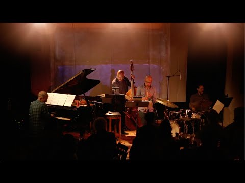 Redman Mehldau McBride Blade - Disco Ears