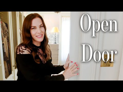 Liv Tyler Gives A Truly Madcap Tour Of Her House — Complete With Crystals And Landline Phones