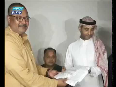 প্রবাসী বাংলাদেশীদের মাঝে সৌদি কোম্পানির ঈদ বস্ত্র বিতরণ