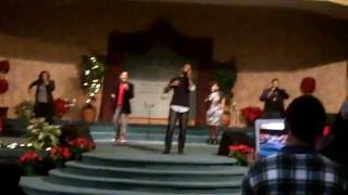 Ty Francis Singing How He Loves Us @Lori El Concert Part 1