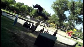 preview picture of video 'Junta Freedom to Fly, Chile 2011, algunas escenas - Parkour & Freerunning'