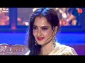 FILMSTAR REKHA SINGING GHAZAL LIVE NIGHAHON KI BAAT ITNI SIDDAT SE KARTI HAI REKHA JI HEROIINE