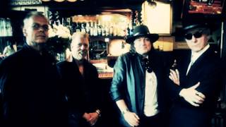 Willie And The Handjive - Loco Joe & The Fireworks