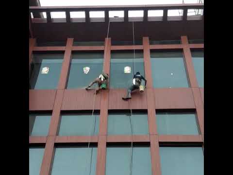 Facade/glass glass and facade cleaning services