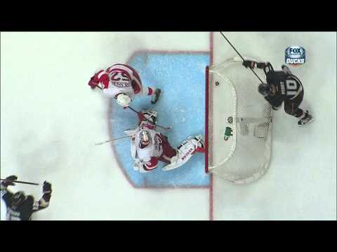 Francois Beauchemin backhand goal 3-2 May 12 2013 Detroit Red Wings vs Anaheim Ducks NHL Hockey