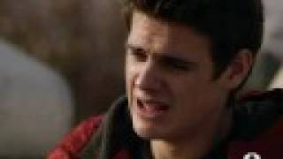 A la fin de la vid�o extrait de Jules � la tombe de son fr�re