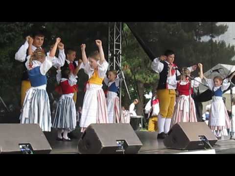 Soubor ŠÁTEČEK ze  Semic 1. / Polabská Vonička 2016 Nymburk /č.1