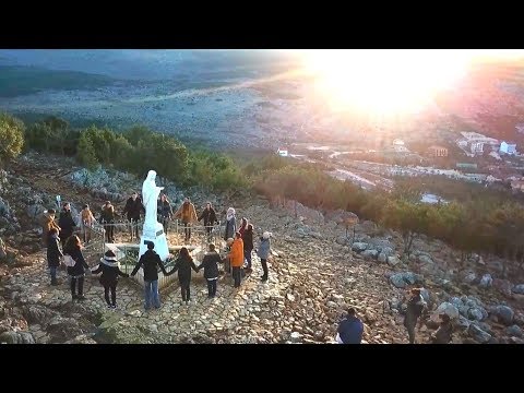 Zbor Majčino selo Međugorje & Zbor mladih Petrus Mostar - Nauči nas Marijo