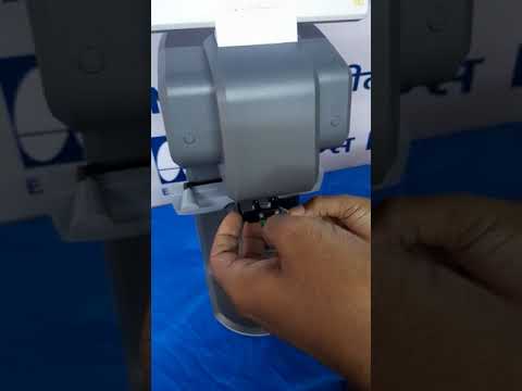 Auto Lensmeter Model EC-555