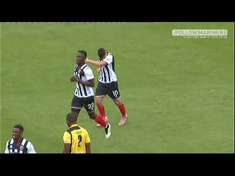 Grimsby Town 4-1 Bromley