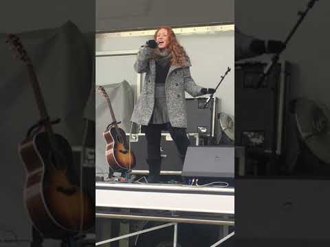 Breanna Faith - Santa Claus is Coming to Town Live at Carmel Christkindlmarkt 2019