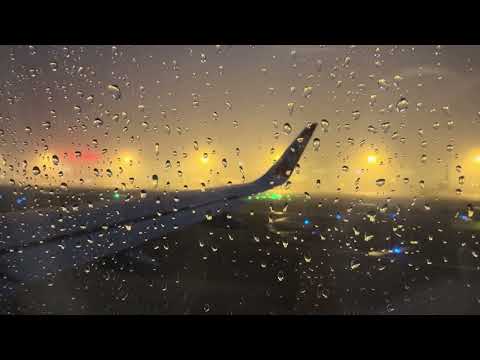 20250613 AK1517 9M-RAV PVG-BKI  [Takeoff] [4am & very low visibility due to fog]