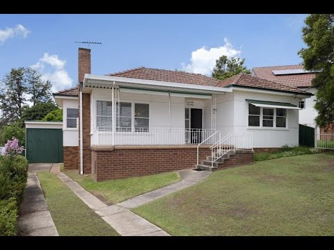 10 Rosalind Crescent, Campbelltown NSW 2560 - Prudential Real Estate 4628 0033