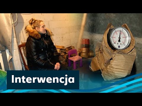 Matka z sześciorgiem dzieci żyje bez prądu i ogrzewania. Właściciel mieszkania umywa ręce