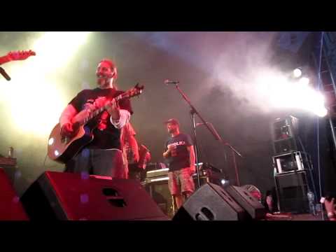 DIVOKEJ BILL+THE LEVELLERS-OUVALSKEJ BIGBÍT 2011