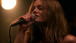 VANESSA PARADIS — Station Quatre Septembre
