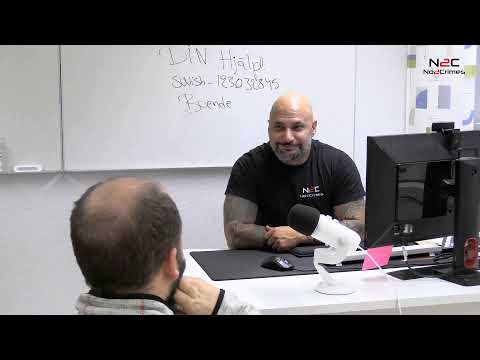 MY STORY MED EN HEMLÖS "BEHÖVER DIN HJÄLP"