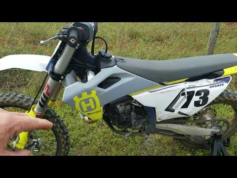 1:11 TC125 2023 Crash Course Test Ride Review. Lets see how the Husqvarna is on first impression