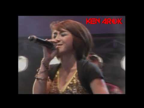 Konser KENAROK SALATIGA " MASA LALUKU "  - NIA & DEWI