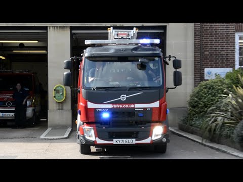 *Two Tones* - Caversham Road Fire Station Pump Turnout on Two Tone Horns & Sirens