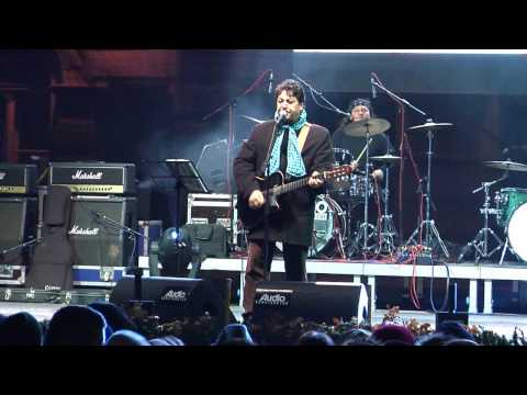 Apsolutno Romantično - Pusti me (live, 2013.)