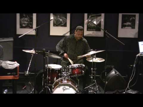 James Ross @ Byron Landham - Joey DeFrancesco Trio -  (Drum Solo) - Jazz @ The Bistro (St. Louis)
