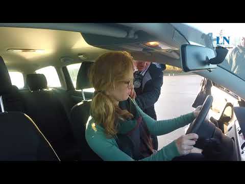 Sicher im Auto durch den Winter: Fahrsicherheitstraining beim ADAC