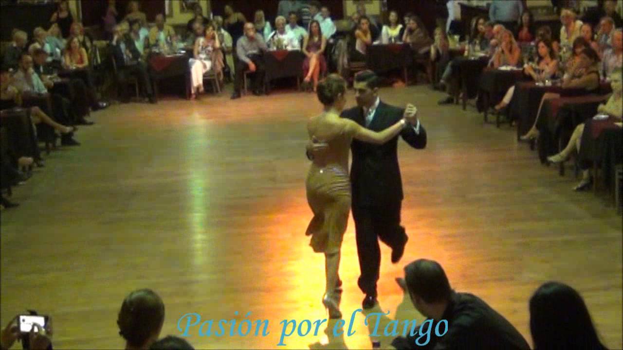 SILVANA PRIETO y MATÍAS BATISTA ALEMAN Bailando la Milonga FLOR DE MONSERRAT en YIRA YIRA.