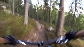 preview picture of video 'Drammen Skisenter Bike Park - Hennings (Full run)'