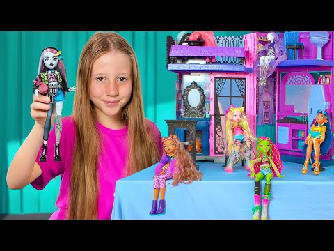 Nastya and friends’ Spooky Adventure