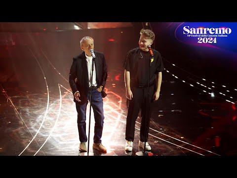 Sanremo 2024 - Alfa con Roberto Vecchioni canta "Sogna ragazzo sogna"