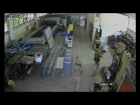 Schock auf Schicht: US-Soldaten stürmen bulgarisches Unternehmen