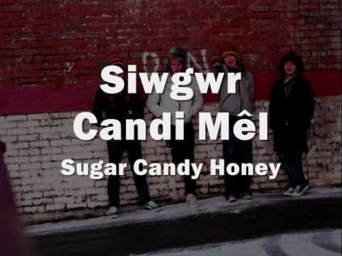 Siwgwr Candi Mêl - Y Bandana (geiriau / lyrics)
