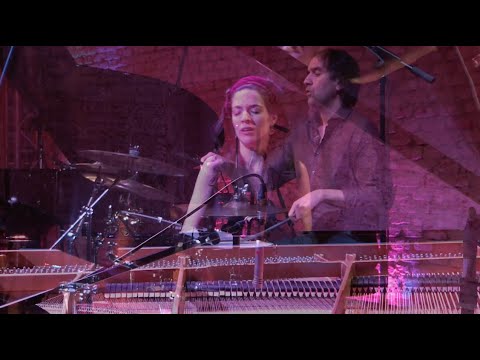 Epilogo - Yamile Cruz Montero & Christos Asonitis