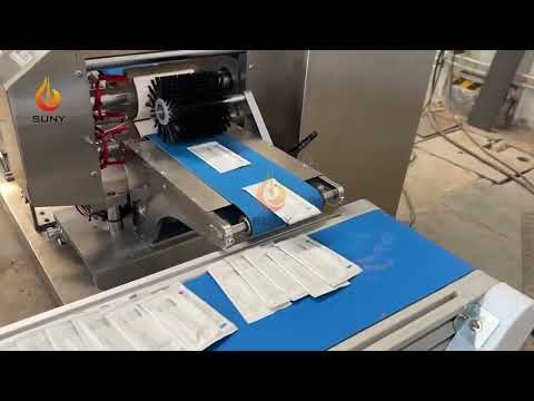 Pojedyncza maszyna do produkcji chusteczek nawilżanych | Kontrola na miejscu u klienta na Bliskim Wschodzie Maszyna do produkcji chusteczek SUNY