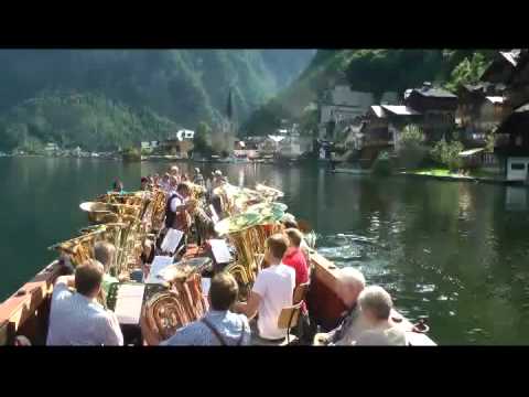 Tubaensemble vom Bläserurlaub auf der Hallstätter "Muzn"  -- Tuba Solo! At the lake..