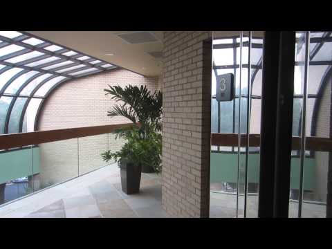 Dover Hydraulic Elevator at the Treemont Plaza Medical Office Building.