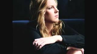 Diana Krall (with Toots Thielemans) La vie en rose.flv