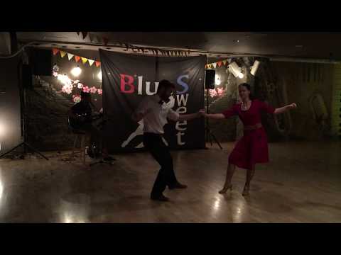 2018 Blues Sweet-Lisa & Fabien Blues dance demo with Bernard's live